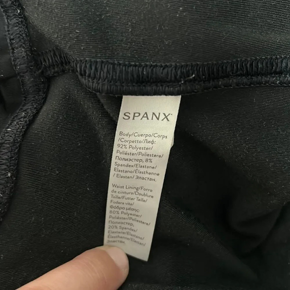 Spanx Women's High Waisted Black Pull On Velvet Slimming Leggings size Small - Picture 10 of 10